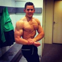 afbeelding bij Ezra van den Bosch: natural bodybuilder